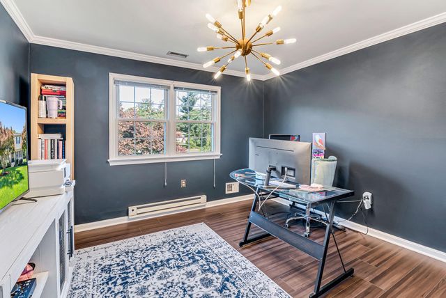 11063 ELLINGER DR, White Plains, MD 20695