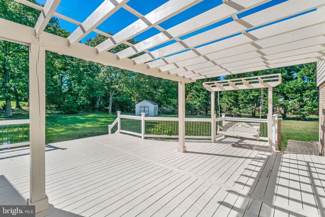 11063 ELLINGER DR, White Plains, MD 20695