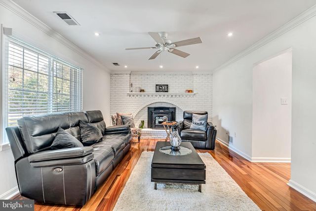 11063 ELLINGER DR, White Plains, MD 20695