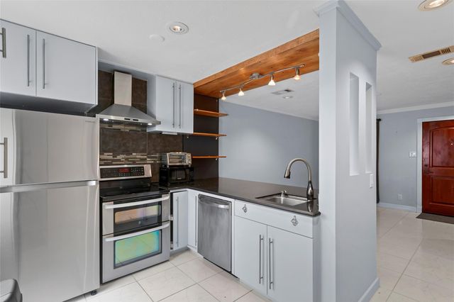 1205 Autrey Street 13, Houston, TX 77006