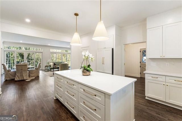 2914 Rockingham Drive, Atlanta, GA 30327