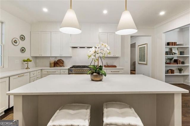 2914 Rockingham Drive, Atlanta, GA 30327