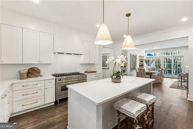 2914 Rockingham Drive, Atlanta, GA 30327