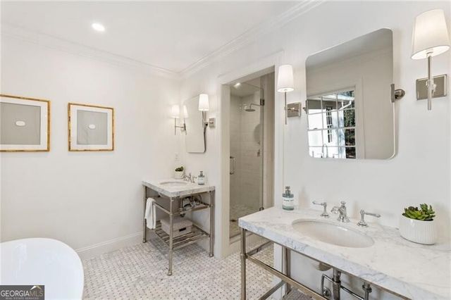 2914 Rockingham Drive, Atlanta, GA 30327