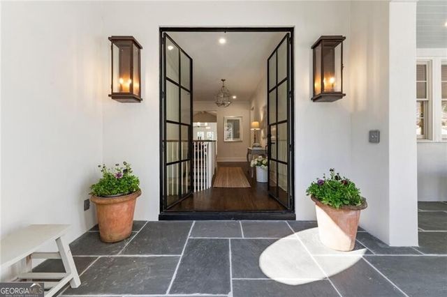 2914 Rockingham Drive, Atlanta, GA 30327