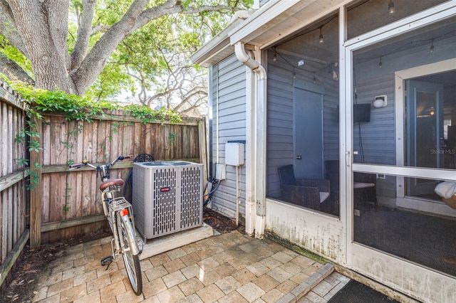 5720 DALDEN DRIVE 5720, Temple Terrace, FL 33617