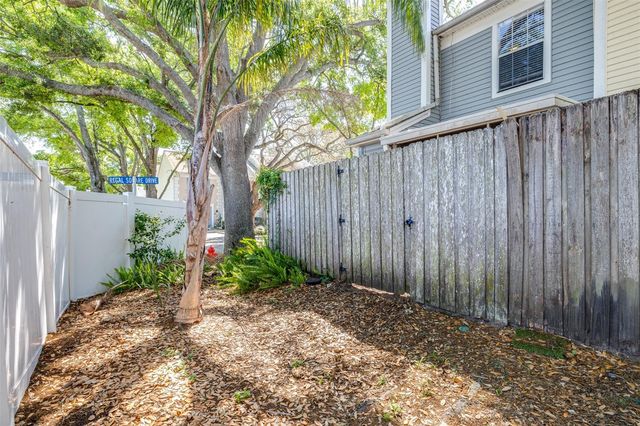 5720 DALDEN DRIVE 5720, Temple Terrace, FL 33617