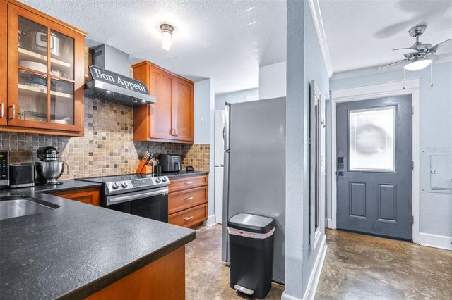 5720 DALDEN DRIVE 5720, Temple Terrace, FL 33617