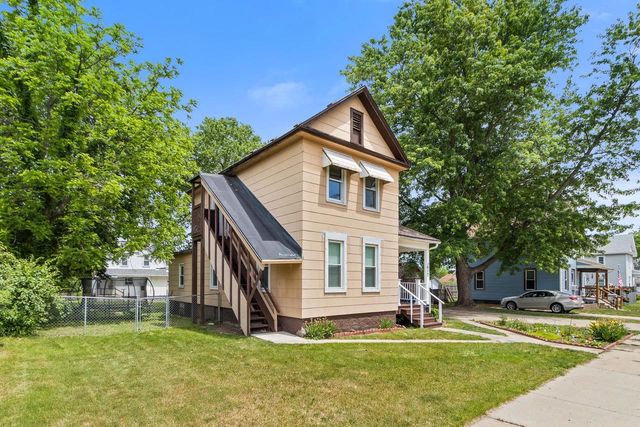 617 W Franklin Street, Portage, WI 53901