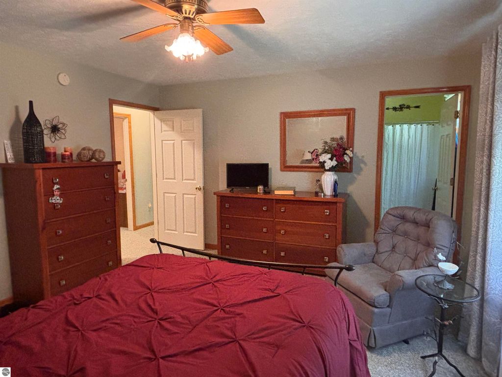 Image 17 of property listing at 8450 Bent Pine Drive, Lake Ann, MI 49650