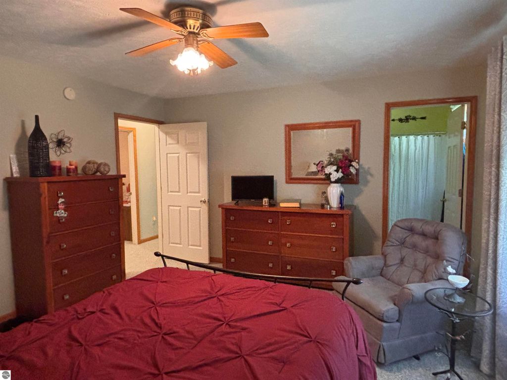 Image 18 of property listing at 8450 Bent Pine Drive, Lake Ann, MI 49650