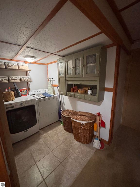 Image 29 of property listing at 8450 Bent Pine Drive, Lake Ann, MI 49650