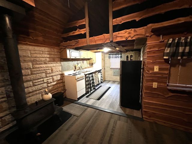 526 Power Plant Road, Marion, IL 62959