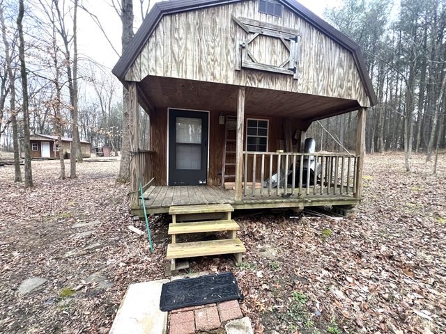 526 Power Plant Road, Marion, IL 62959