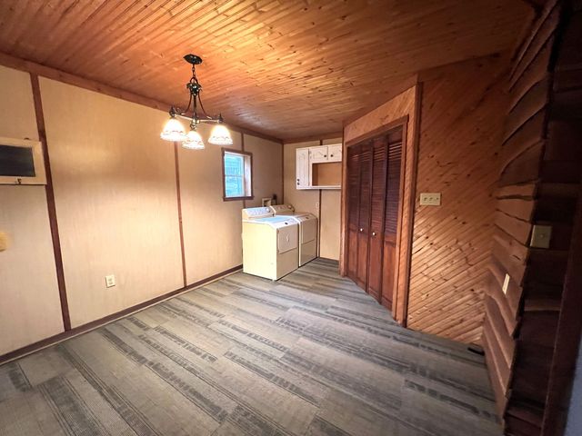 526 Power Plant Road, Marion, IL 62959