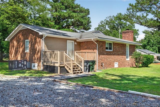 211 Burton Avenue, Dunn, NC 28334