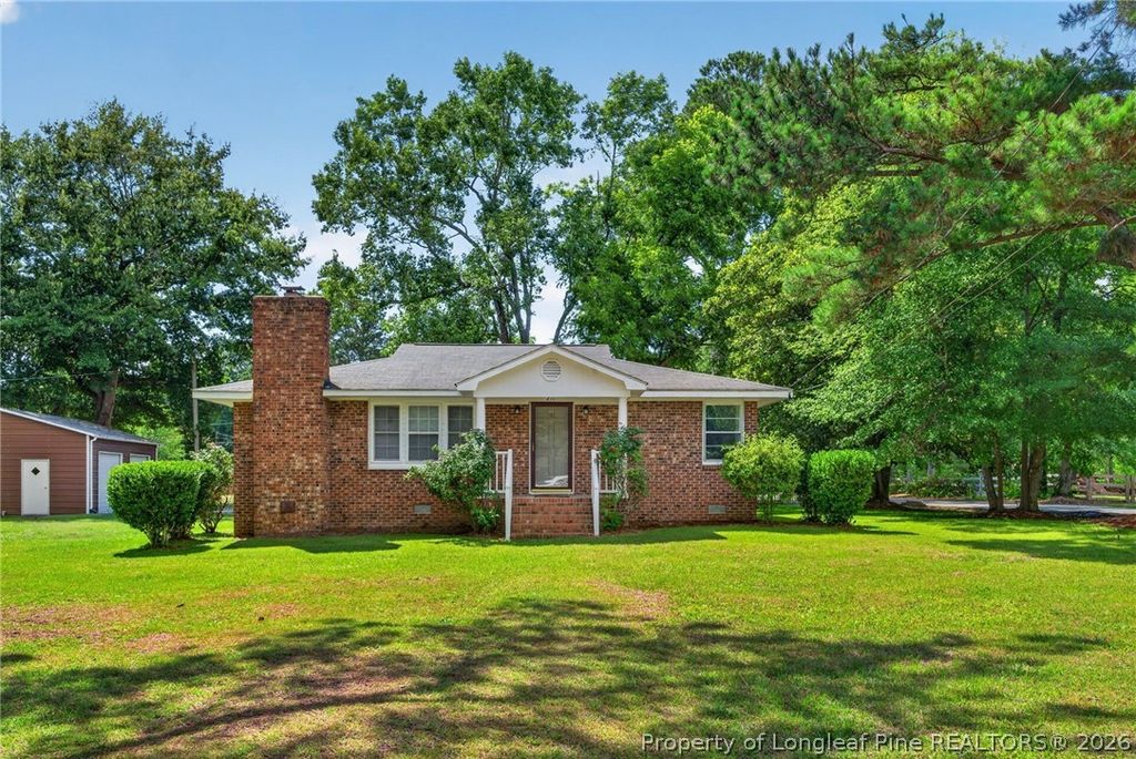 211 Burton Avenue, Dunn, NC 28334