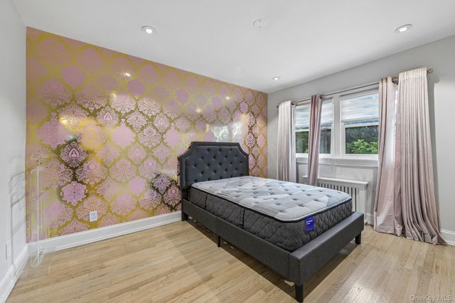 850 Oliver Street, Woodmere, NY 11598