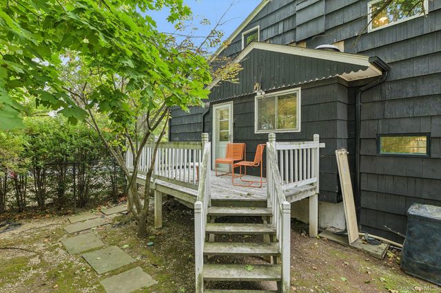 850 Oliver Street, Woodmere, NY 11598