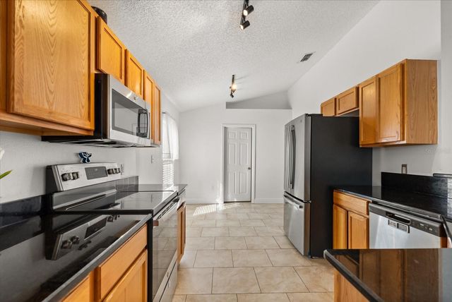 750 WELCH HILL CIRCLE, Apopka, FL 32712