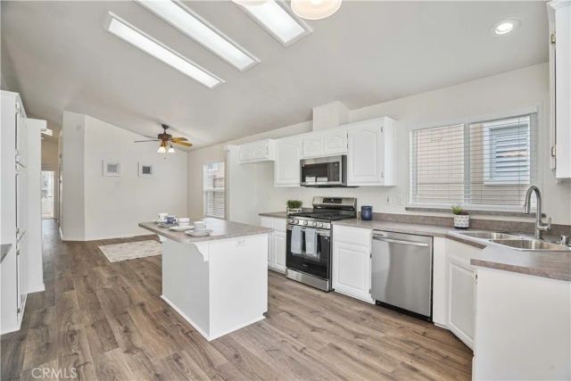 20090 Northcliff Drive, Canyon Country, CA 91351
