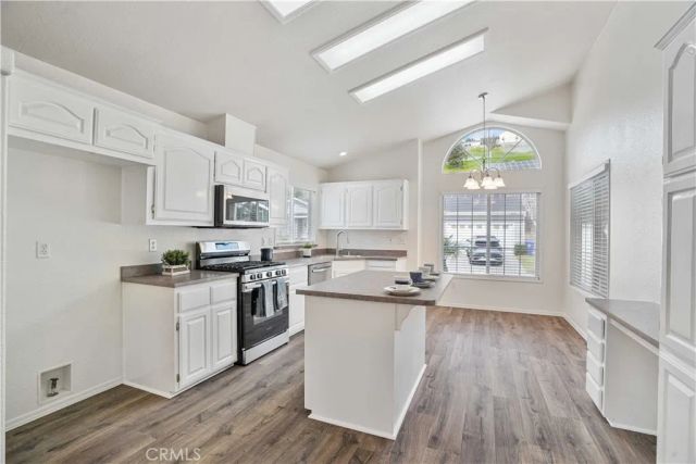 20090 Northcliff Drive, Canyon Country, CA 91351