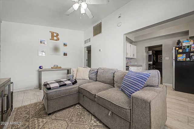 1817 N 38TH Drive, Phoenix, AZ 85009