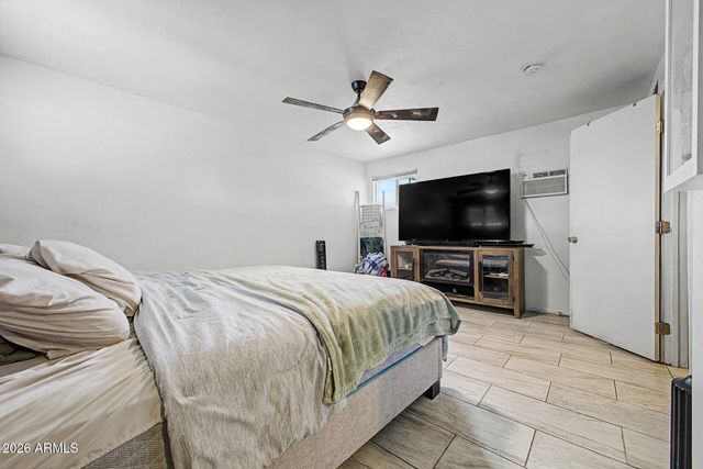 1817 N 38TH Drive, Phoenix, AZ 85009