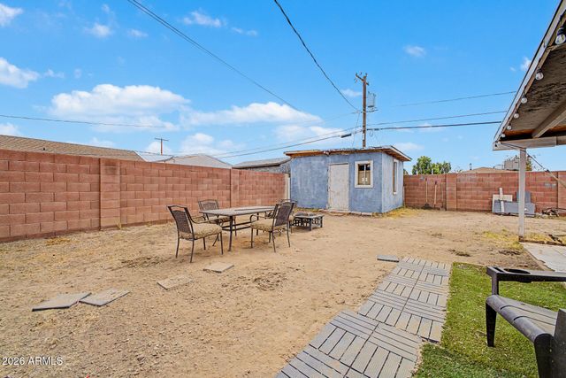 1817 N 38TH Drive, Phoenix, AZ 85009