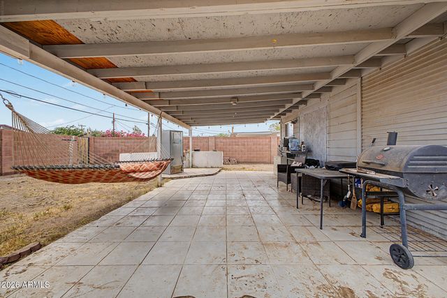 1817 N 38TH Drive, Phoenix, AZ 85009