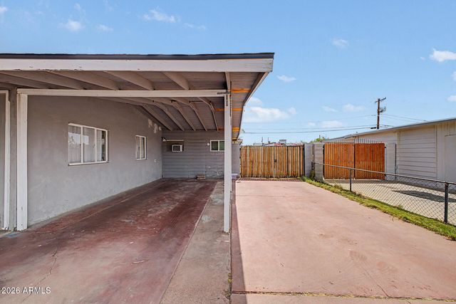 1817 N 38TH Drive, Phoenix, AZ 85009
