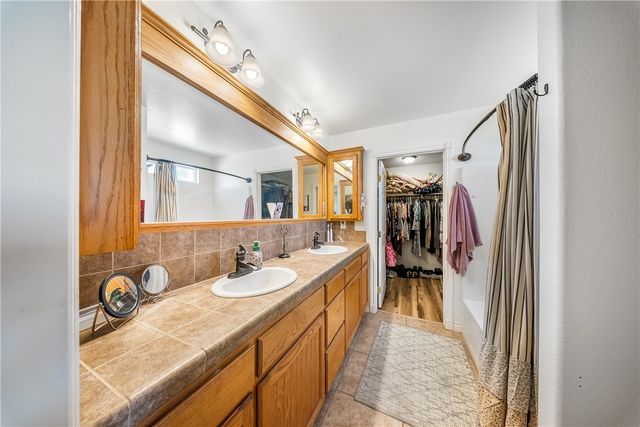16209 Serrano Road, Apple Valley, CA 92307