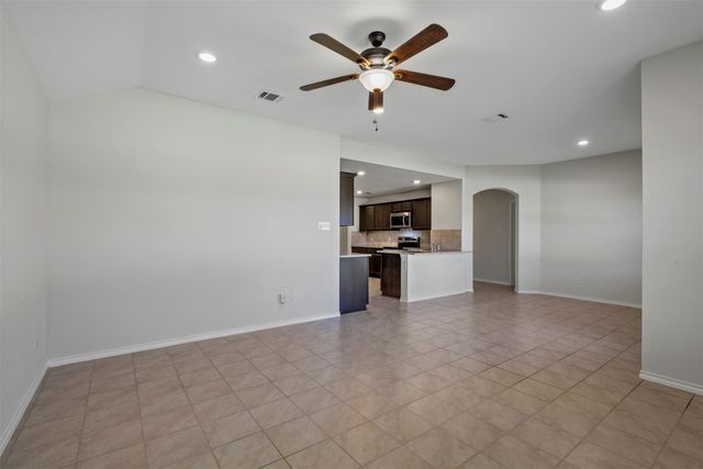 121 Woodland Street, Anna, TX 75409