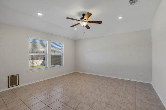 121 Woodland Street, Anna, TX 75409
