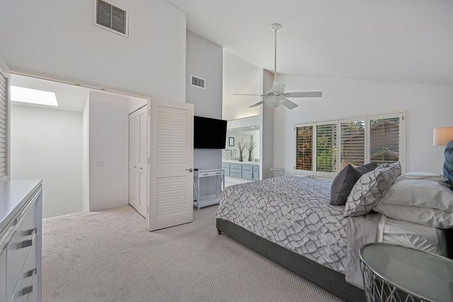 1935 Discovery Village Ln, Gold River, CA 95670
