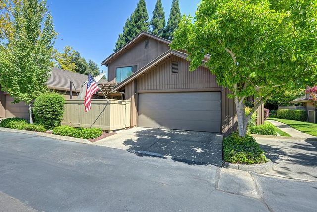 1935 Discovery Village Ln, Gold River, CA 95670