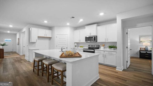 1045 Lakes Boulevard, Brunswick, GA 31525