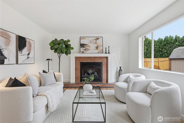 21213 SE 279th Place, Maple Valley, WA 98038