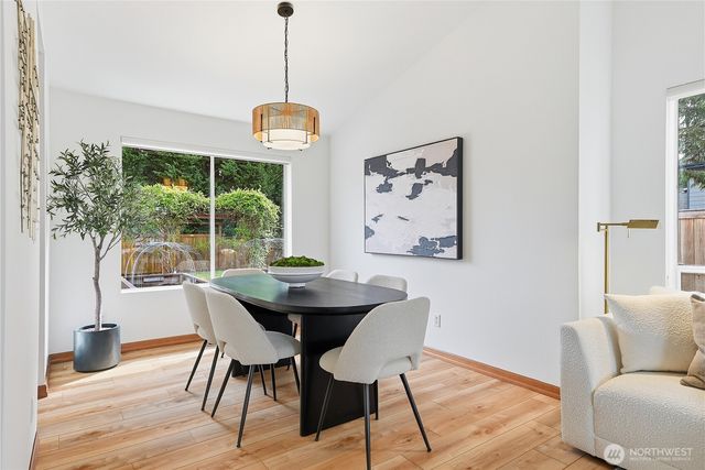 21213 SE 279th Place, Maple Valley, WA 98038