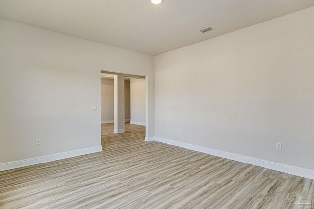 5607 Clarity St, Milton, FL 32570