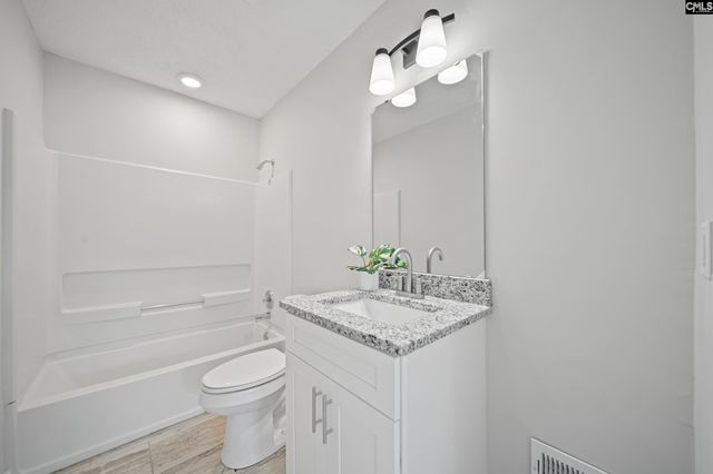 1933 Quail Circle, Lugoff, SC 29078