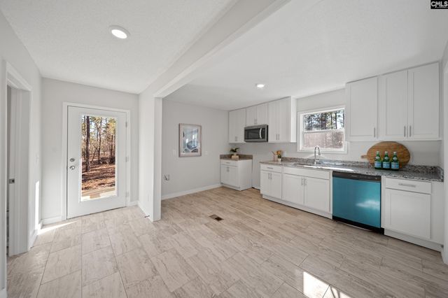 1933 Quail Circle, Lugoff, SC 29078