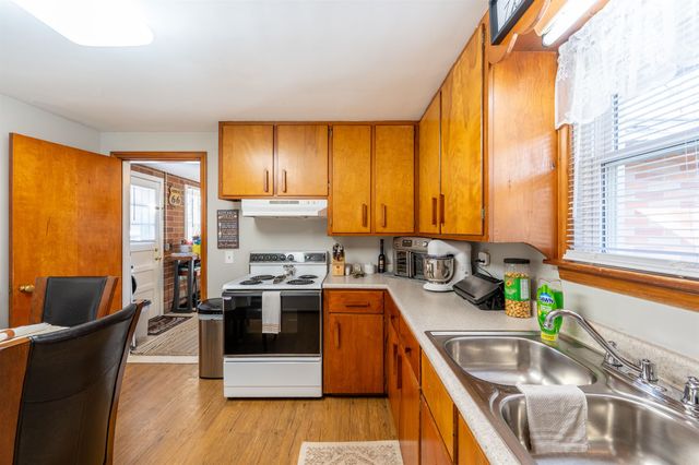 5000 Perrine Road, Midland, MI 48640