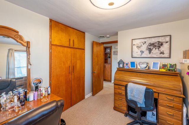 5000 Perrine Road, Midland, MI 48640