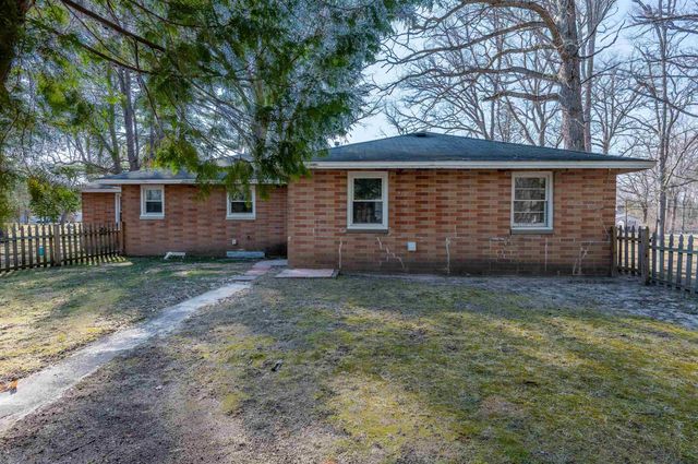 5000 Perrine Road, Midland, MI 48640