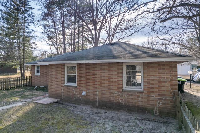 5000 Perrine Road, Midland, MI 48640