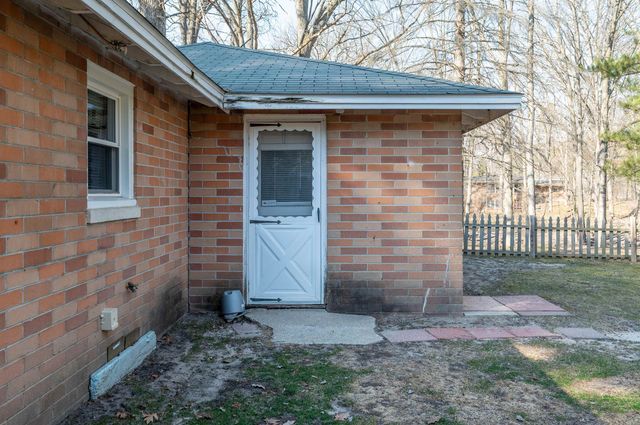 5000 Perrine Road, Midland, MI 48640