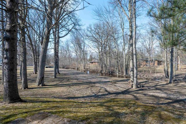 5000 Perrine Road, Midland, MI 48640