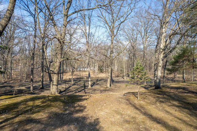 5000 Perrine Road, Midland, MI 48640