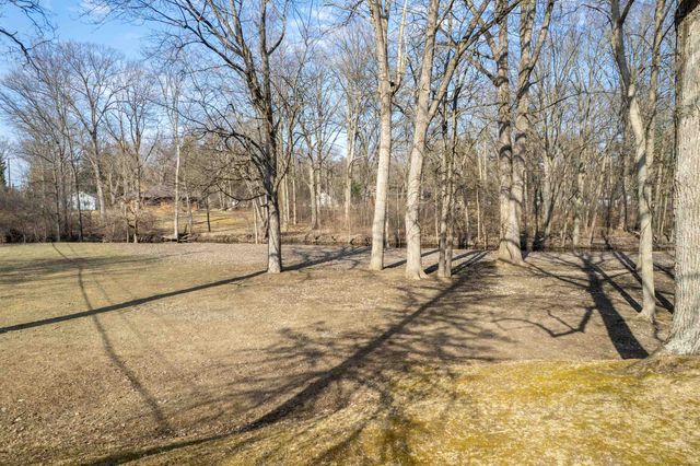 5000 Perrine Road, Midland, MI 48640
